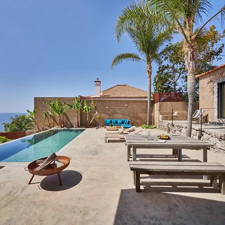 بيت للعطل Pirate House Sea Front Private Pool Garden *