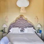 Ferienhaus Pirate House Sea Front Private Pool Garden *