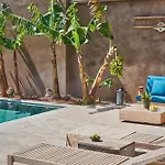 Ferienhaus Pirate House Sea Front Private Pool Garden *