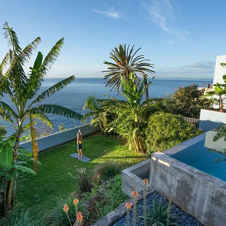 בית נופש Pirate House Sea Front Private Pool Garden