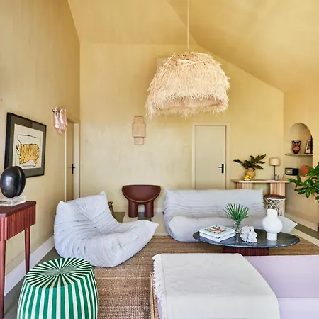 Pirate House Sea Front Private Pool Garden *