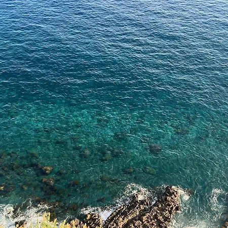 Pirate House Sea Front Private Pool Garden