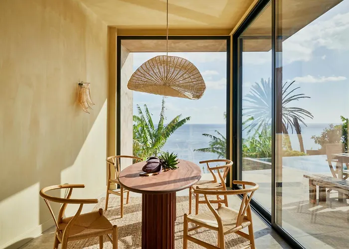 Casa vacanze Pirate House Sea Front Private Pool Garden *