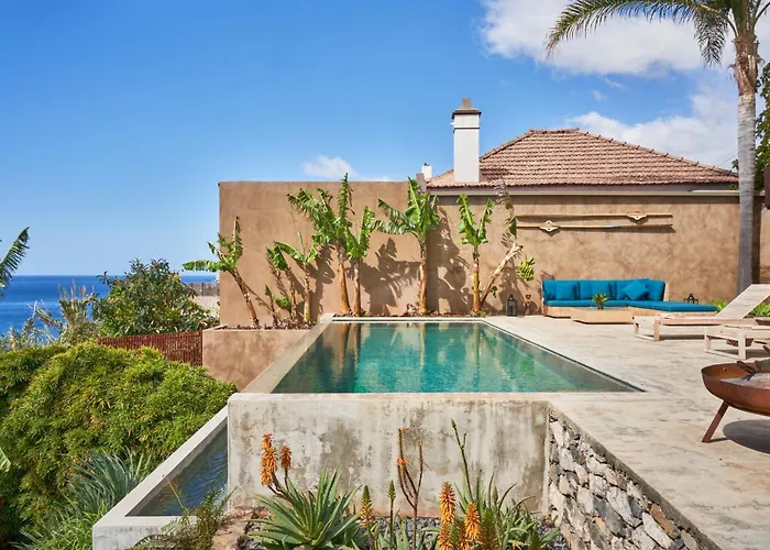 Pirate House Sea Front Private Pool Garden Casa vacanze Funchal (Madeira)