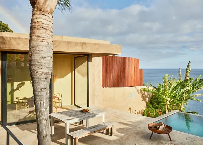 Pirate House Sea Front Private Pool Garden