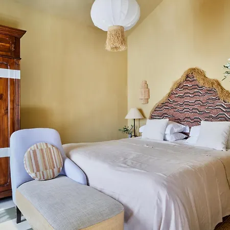 Pirate House Sea Front Private Pool Garden Funchal (Madeira)